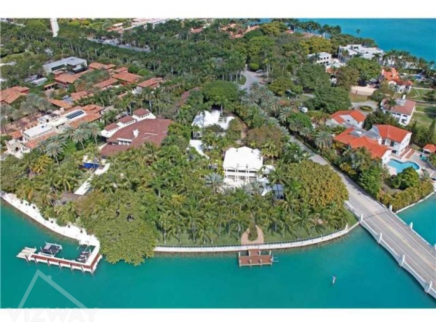 1 STAR ISLAND DR MIAMI BEACH, FL 33139