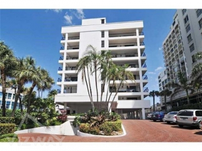 5415 COLLINS AVE #602 MIAMI BEACH, FL 33140